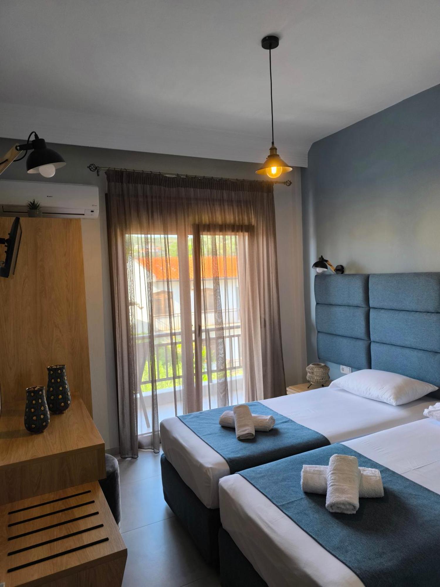 Maria Rooms To Let Ouranoupoli Buitenkant foto
