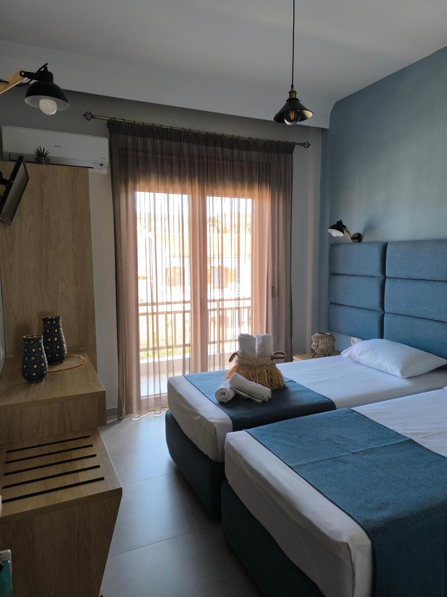 Maria Rooms To Let Ouranoupoli Buitenkant foto